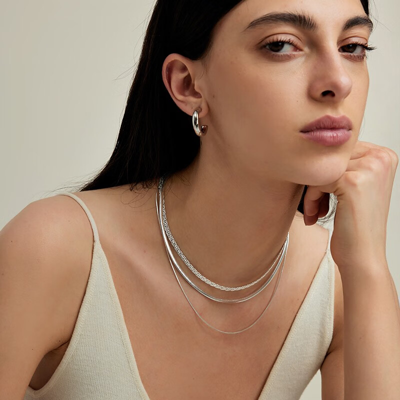 Double Layer Serpent Bone Necklace - Versatile Pairing